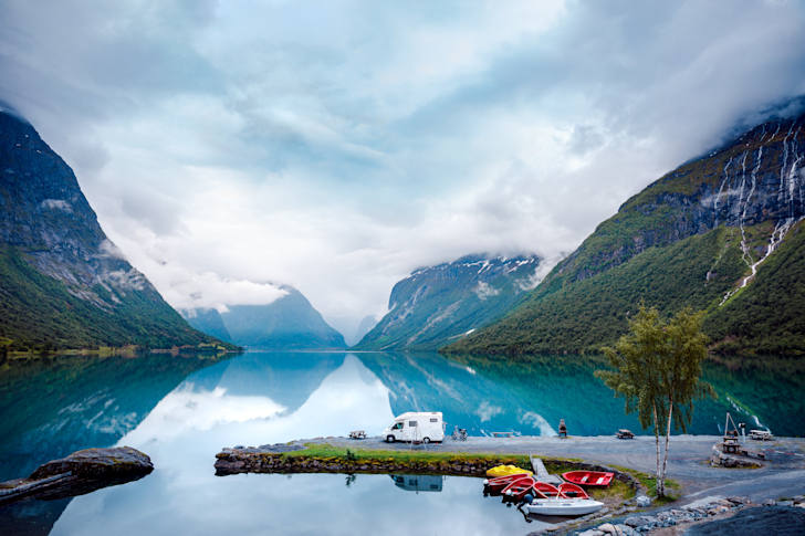 vakantie-buitenland-verlof-verlofregelingen-trailer-camper-bergen
