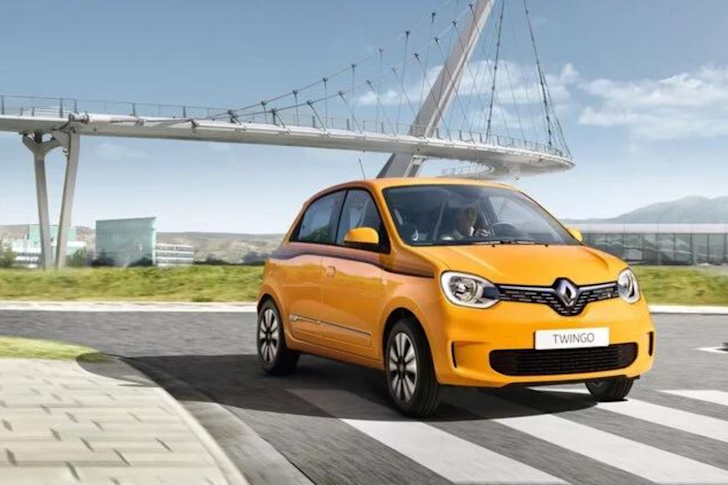 01RENAULT TWINGO E-TECH