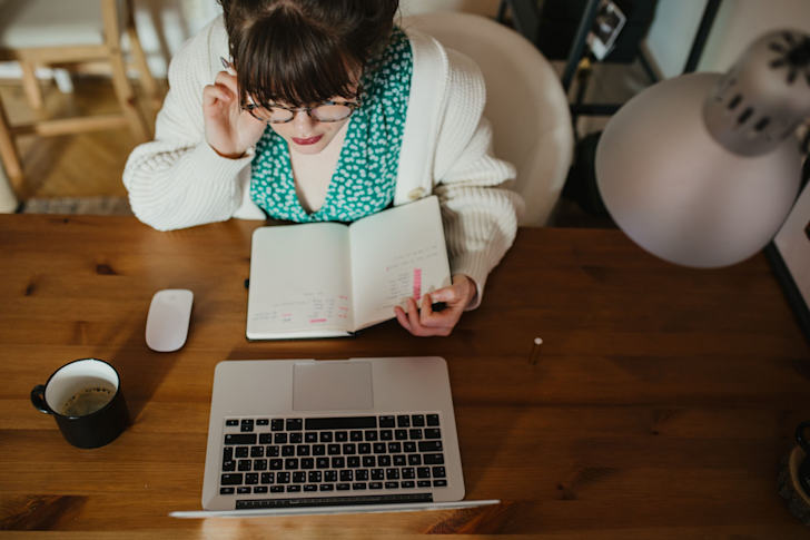 meeting - desk - online - computer - women