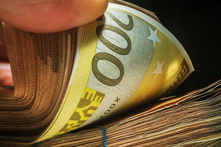 geld-tellen-lening-bank-financiering